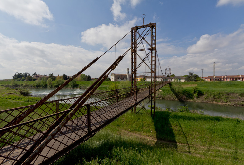 ''La chiesa in gabbia'' - Ponte San Nicolò