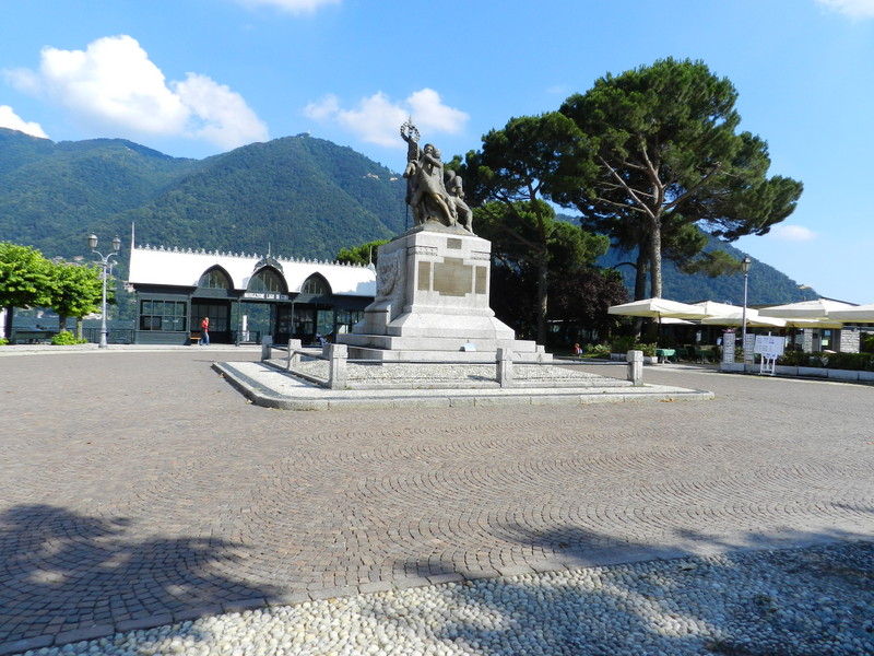 ''Risorg(erò?)imento…'' - Cernobbio