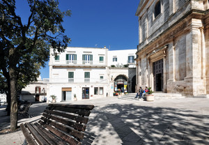 Piazza Dante a Lucurutunne