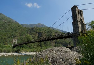 Un bel ponte sospeso