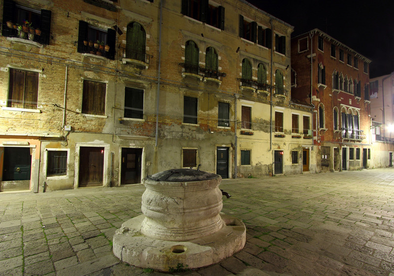 ''Campo Dei Mori'' - Venezia