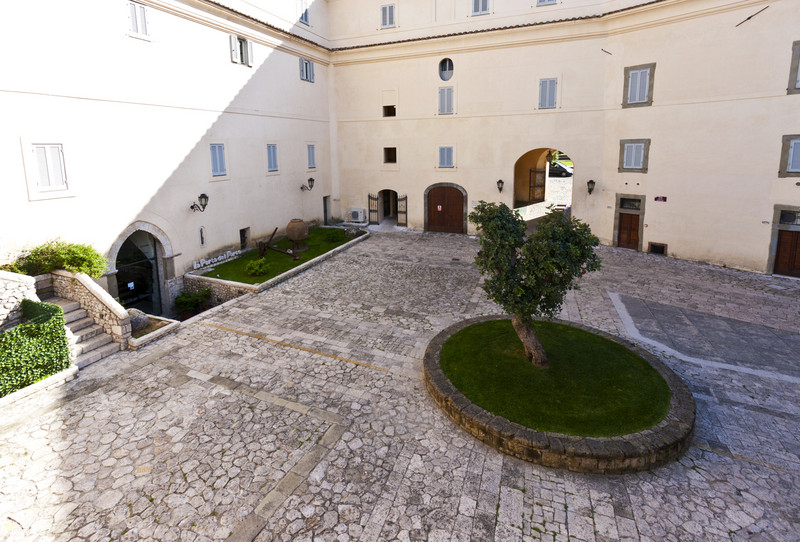 ''Una piccola piazza'' - San Felice Circeo