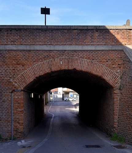 143101-689x800 143101-689x800