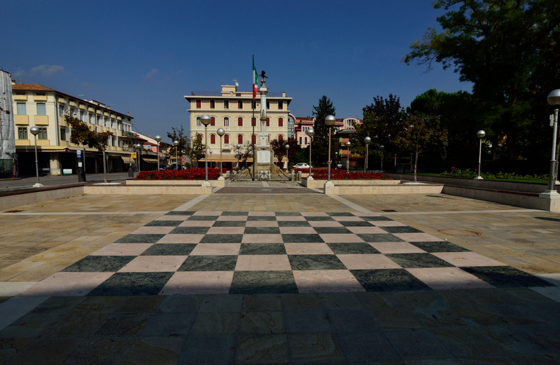 ''Piazza Caduti'' - Abano Terme