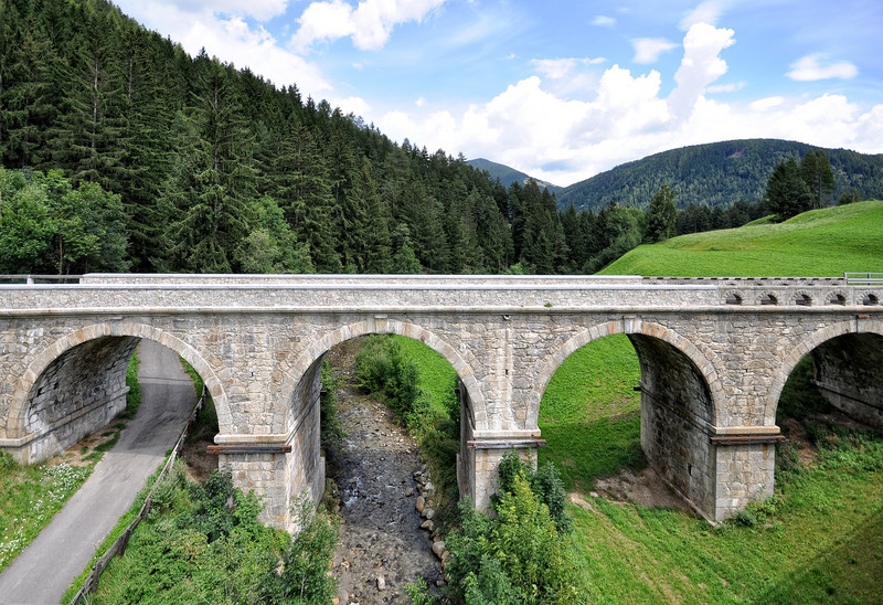 ''dall’alto ti fotografo frontalmente'' - Rasun-Anterselva
