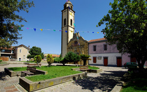La piazza della chiesa 3