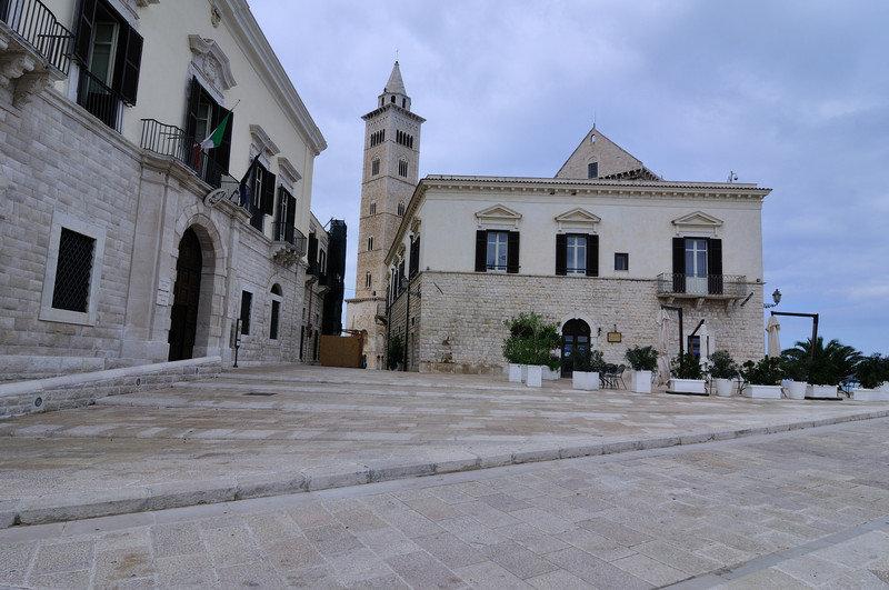 ''Piazza Sacra Regia Udienza'' - Trani