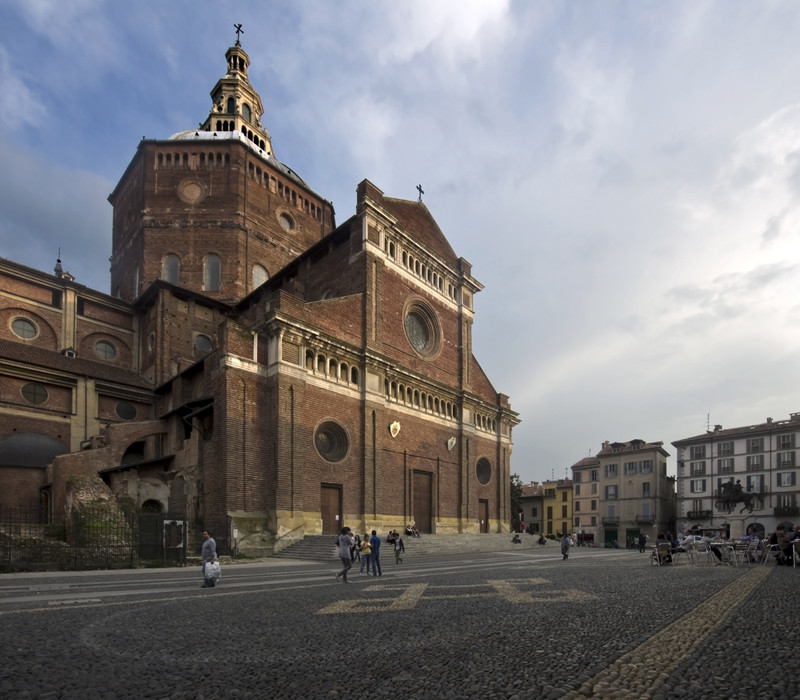 ''Piazza Duomo'' - Pavia