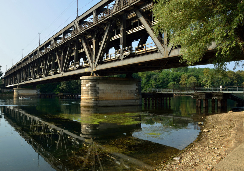 ''La nostra Tour Eiffel orizzontale'' - Sesto Calende