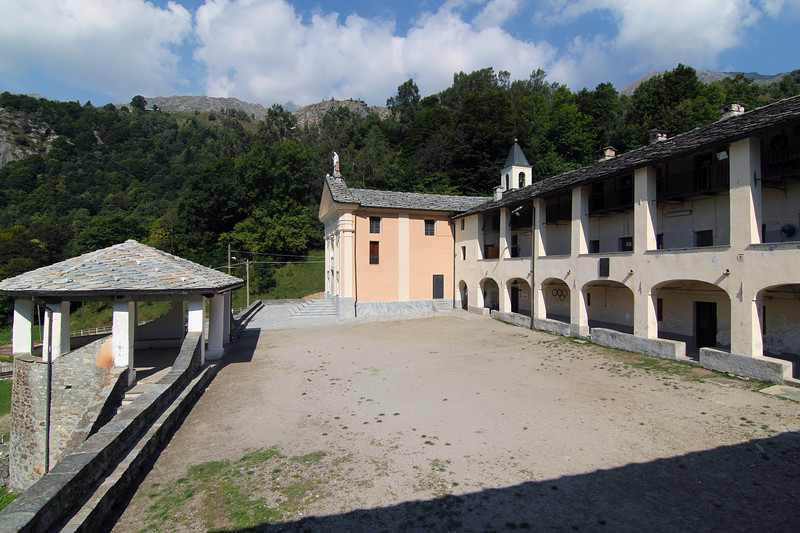 ''Piazza del Santuario di Prascondù'' - Ribordone