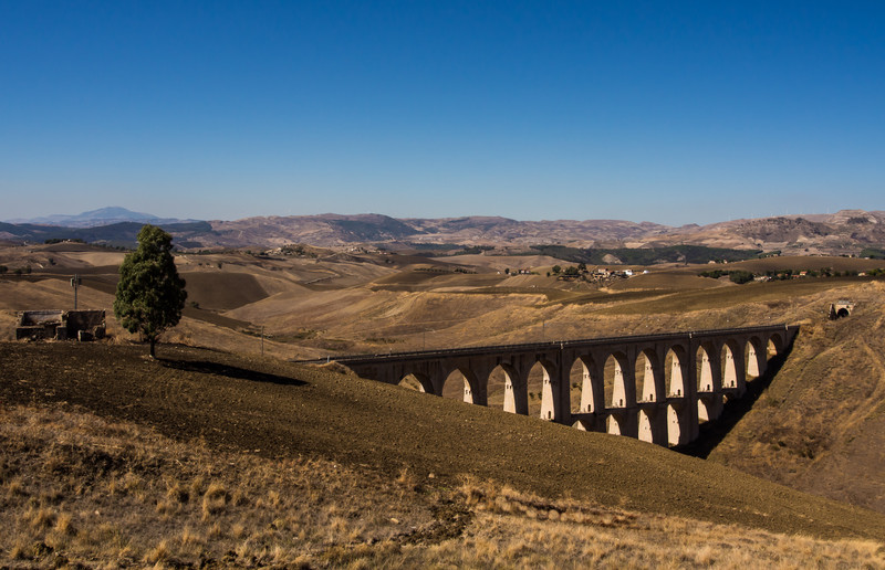 ''Xirbi di fine estate'' - Caltanissetta
