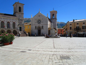 Norcia, piazza San Benedetto