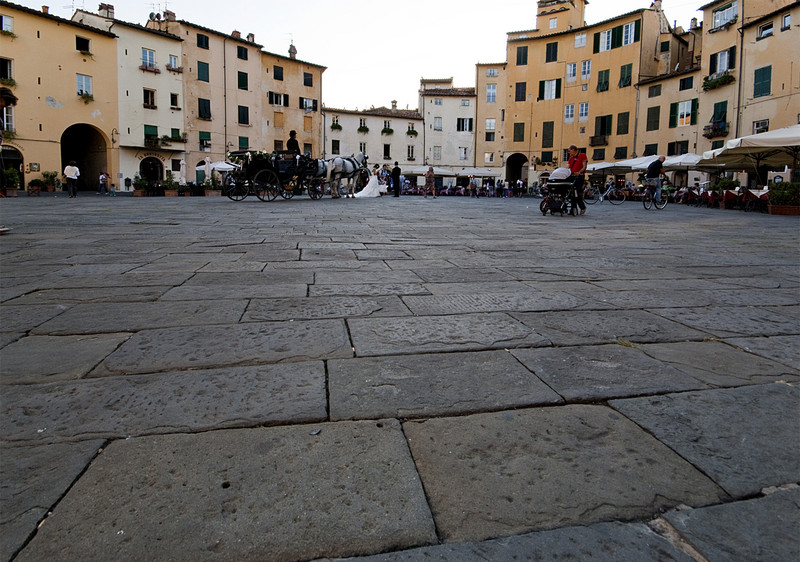 ''Piazza dell’Anfiteatro'' - Lucca