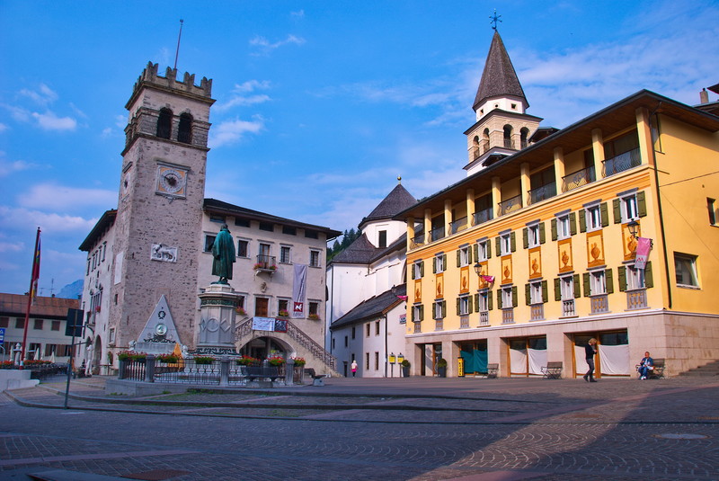 ''Piazza Tiziano'' - Pieve di Cadore