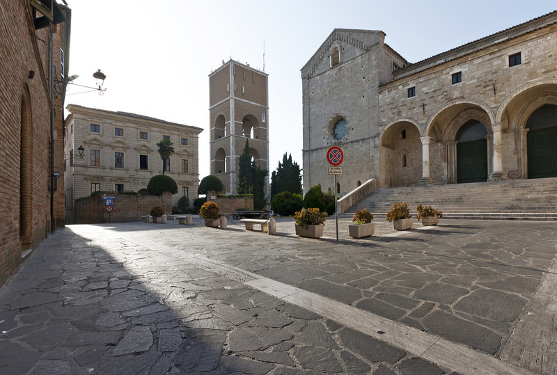 ''La prima piazza'' - Osimo