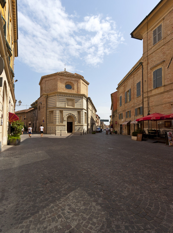 ''Una piazzetta di Fano'' - Fano