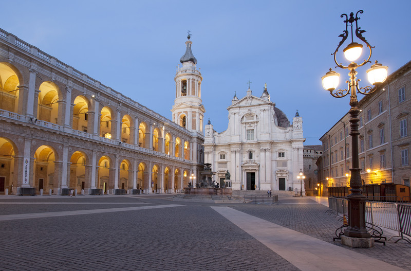 ''atmosfera cattolica'' - Loreto