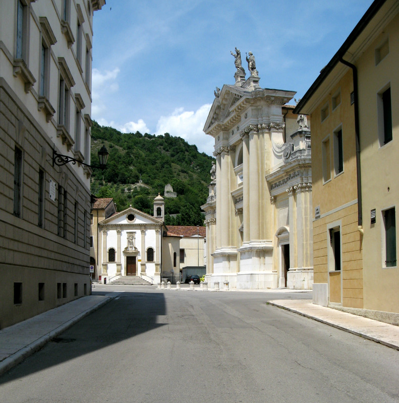 ''Largo del Seminario'' - Vittorio Veneto