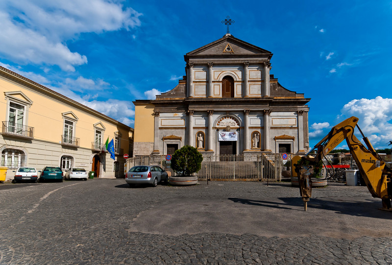 ''Lavori in corso in Piazza Duomo'' - Avellino