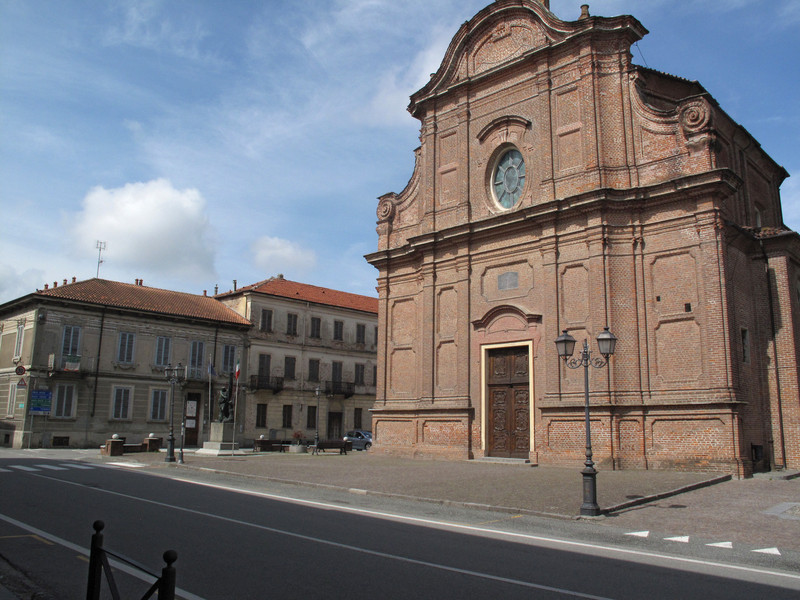 ''Piazza del Municipio.'' - Rondissone