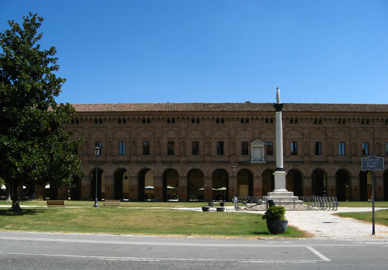 ''Riservata ai pedoni'' - Sabbioneta