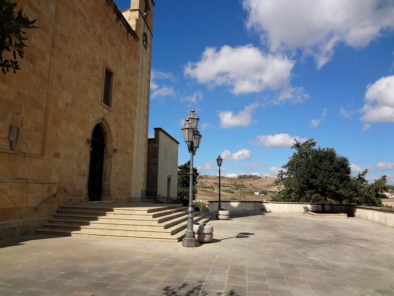 ''Domina la vallata ed il paese'' - Lunamatrona