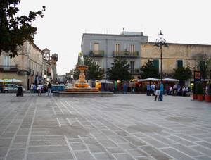 La piazza centrale di Francavilla F.
