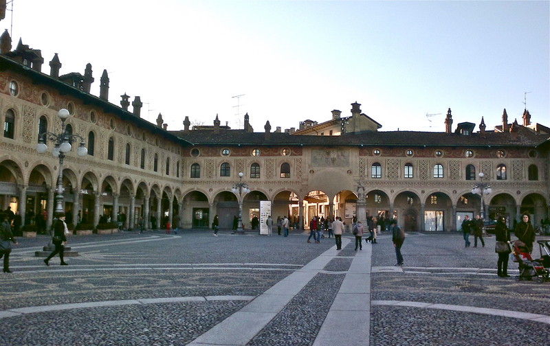 ''Piazza ducale'' - Vigevano