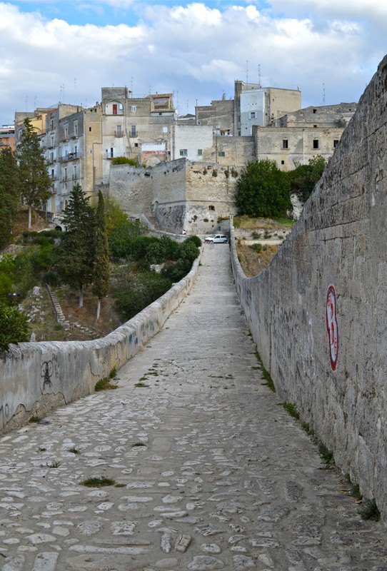 ''Passerella in Pietra'' - Gravina in Puglia