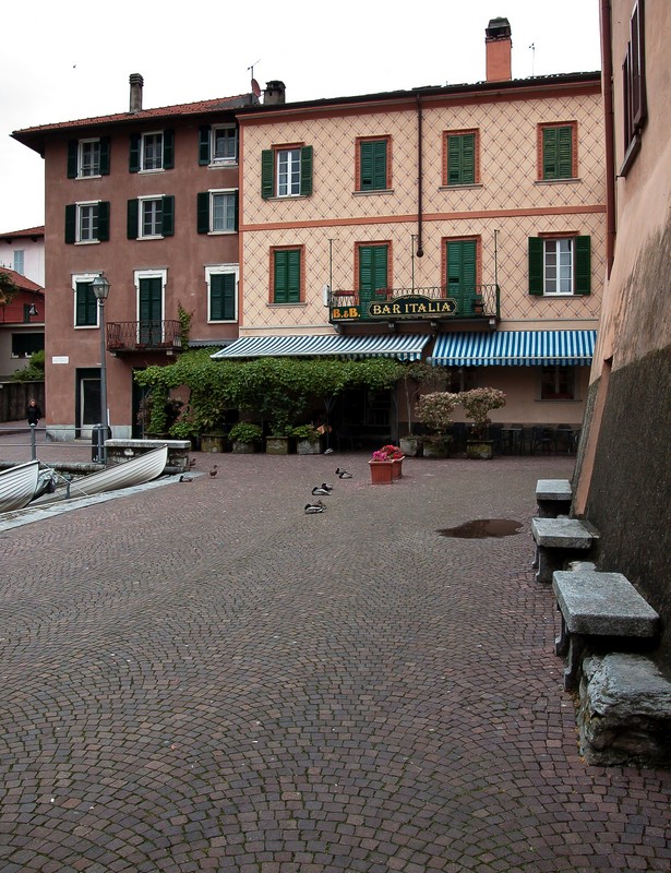 ''La piazzetta di Torno'' - Torno