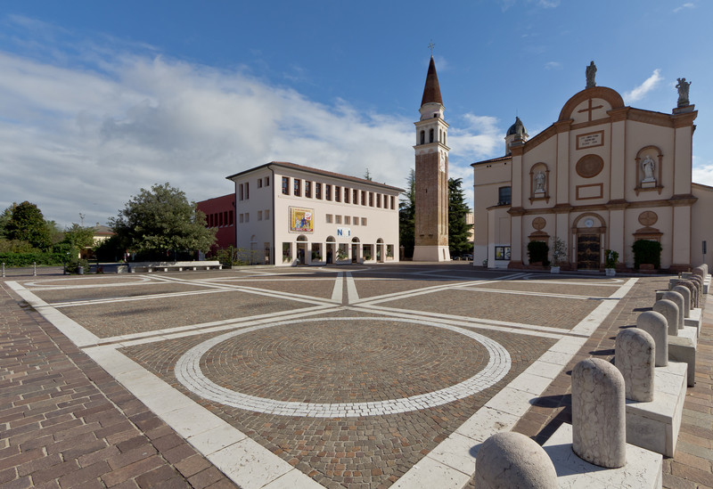 ''La piazza del Santuario'' - Salzano