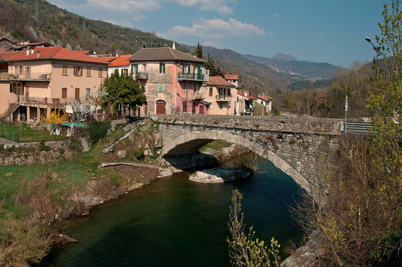 ''il ponte di vessalico'' - Vessalico