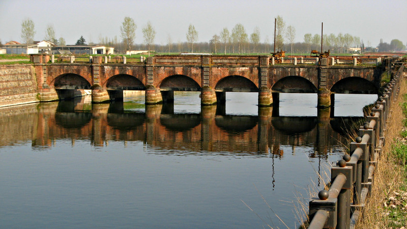 ''Riflessi sul canale'' - Spino d'Adda