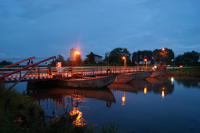''Non si giudica un libro dalla copertina'' - Musile di Piave