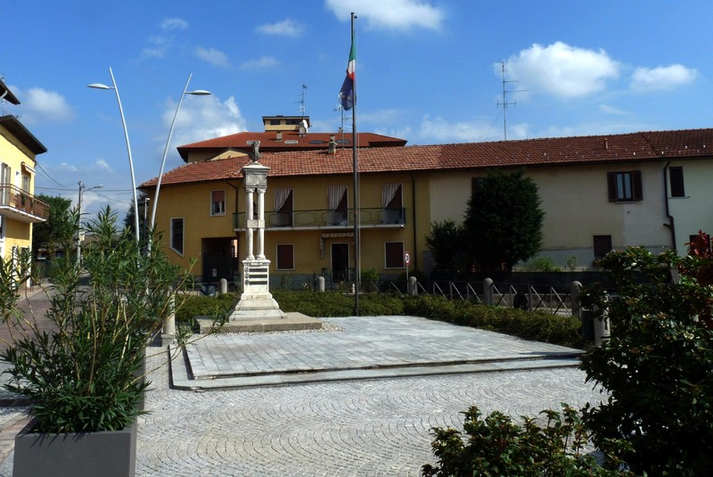 ''Piazza Vittorio Veneto'' - Jerago con Orago