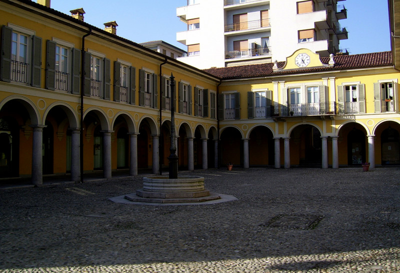 ''Piazza a Pallanza'' - Verbania