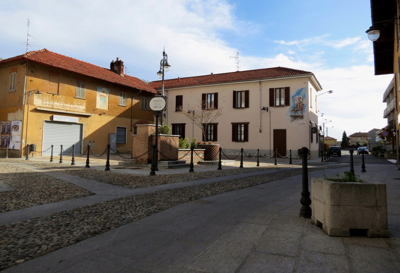 ''Piazza Della Chiesa'' - Lonate Pozzolo