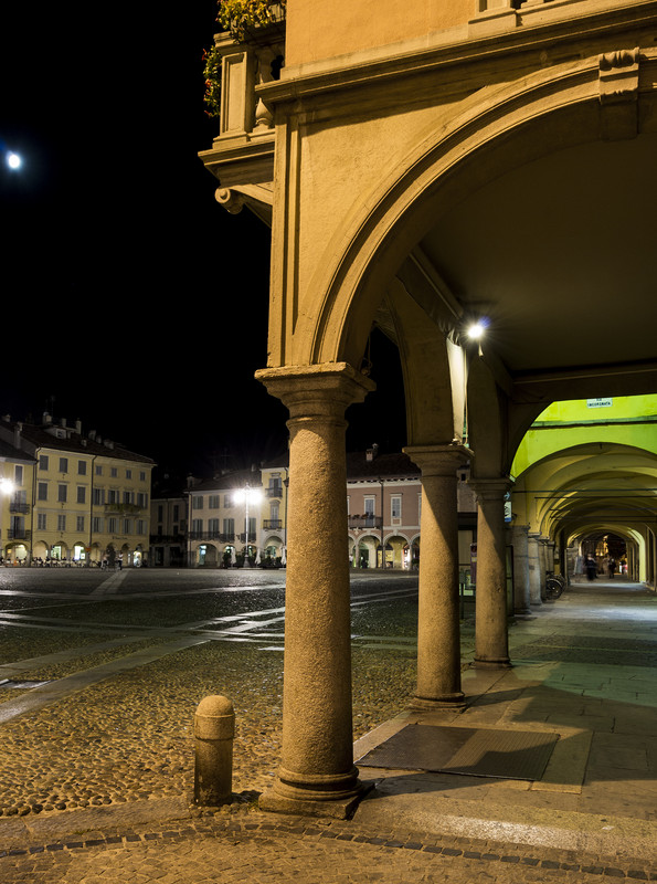 ''Notturno dai portici'' - Lodi