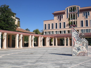 Portici e meridiana