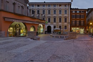 In piazza delle Erbe