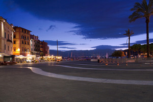 Tramonto in piazza