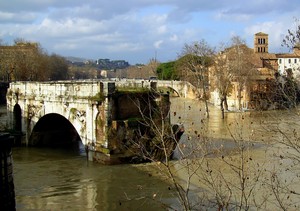 Ponte Rotto