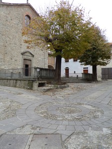 La piazza di Rocchetta