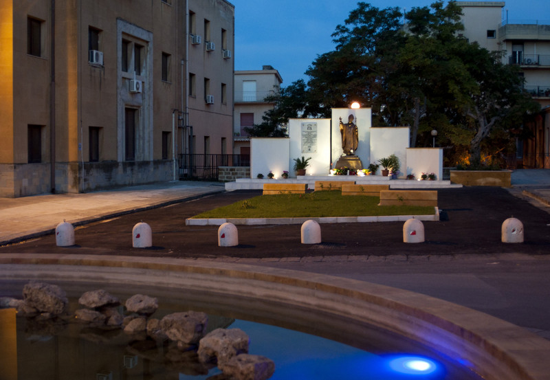 ''Nata Ieri ——/27/Sett/2012'' - Caltanissetta