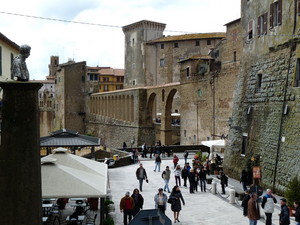 Piazza Francesco Petriccioli