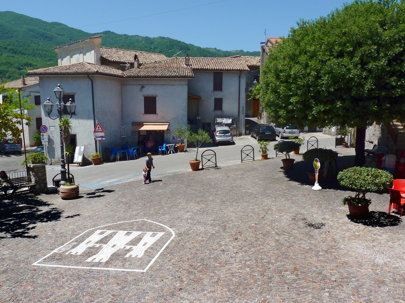 ''Andando a prendere il gelato'' - Marano Equo