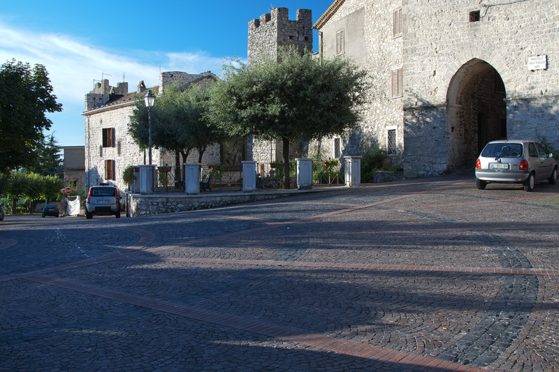 ''Piazzale XXIV Maggio'' - Vico nel Lazio