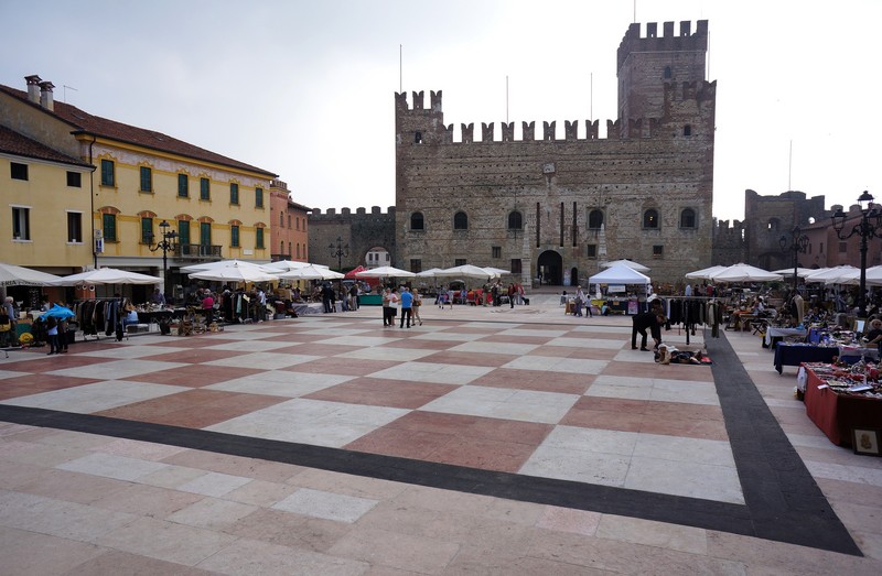 ''Piazza degli Scacchi'' - Marostica