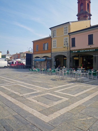 157146-600x800 157146-600x800