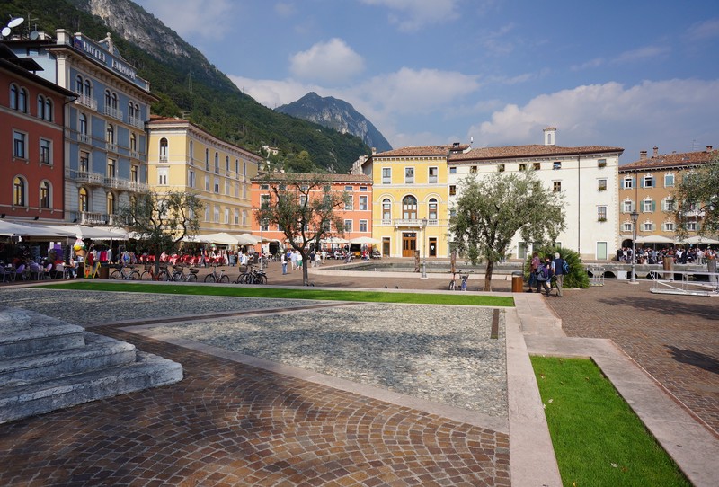 ''Passeggiata a Riva'' - Riva del Garda